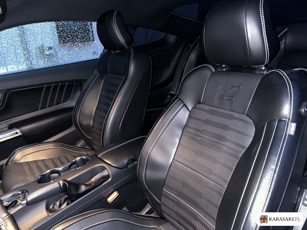 Ford Mustang 2015 z aukcji japońskiej