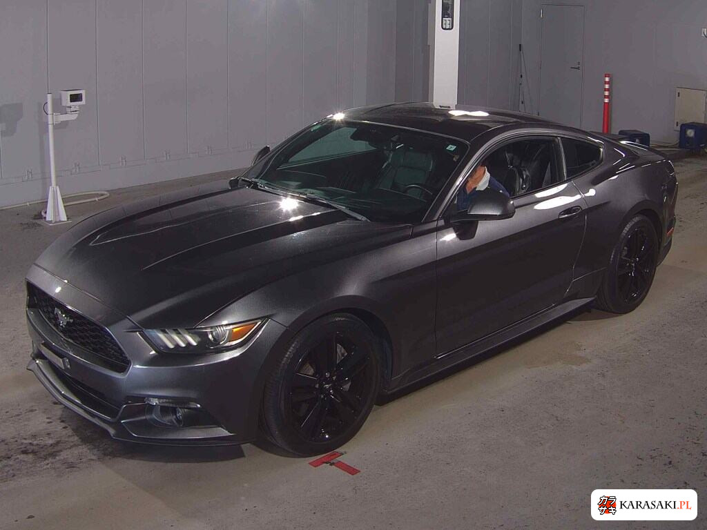 Ford Mustang 2015 z aukcji japońskiej