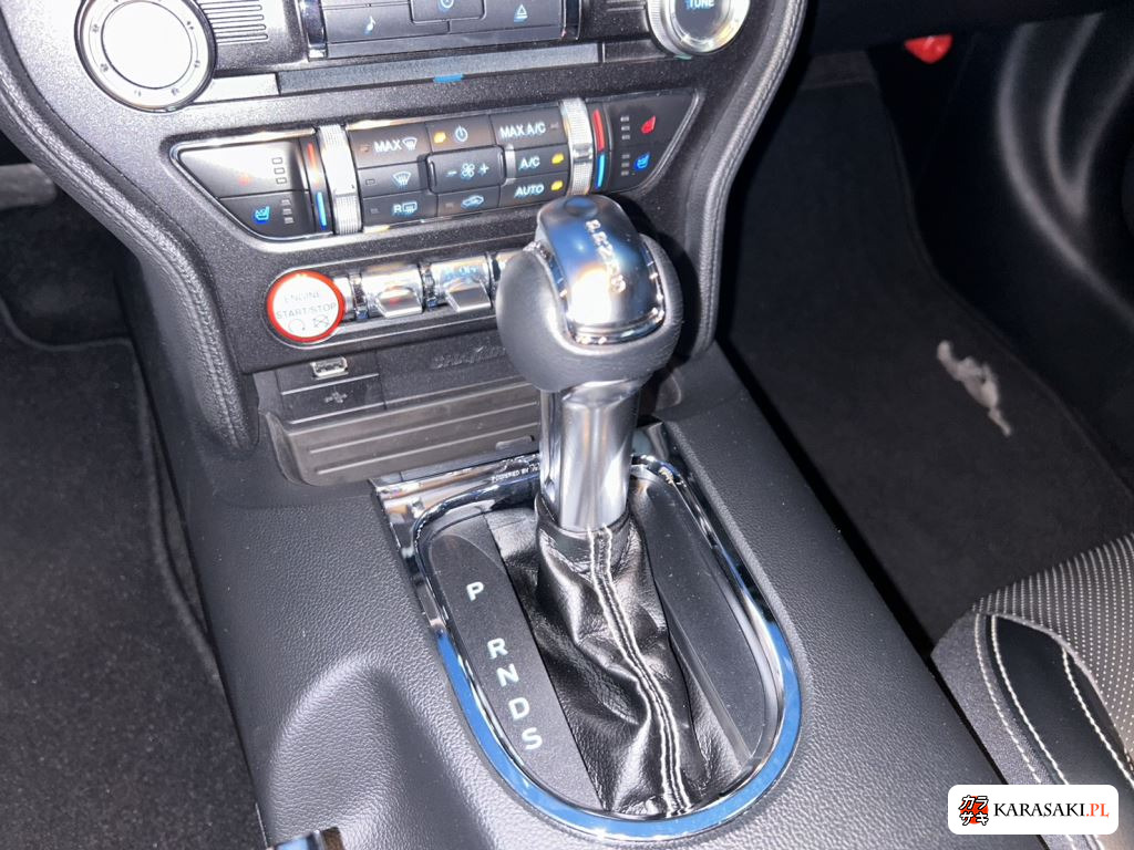 Ford Mustang 2015 z aukcji japońskiej