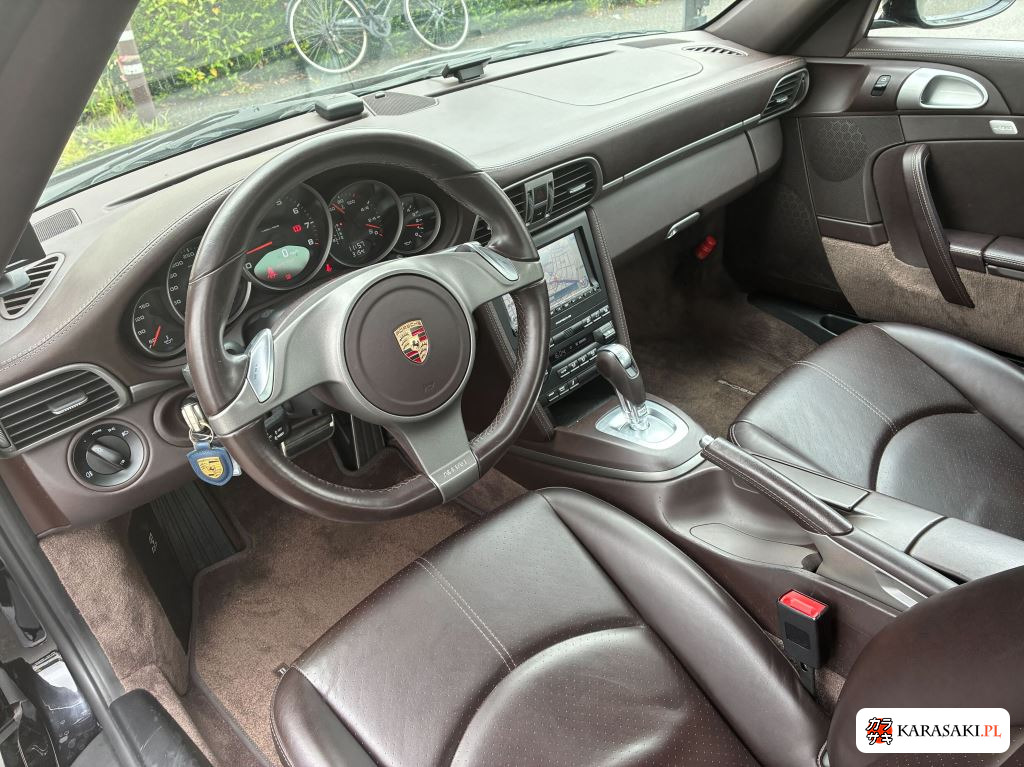 Porsche 911 2008 z aukcji japońskiej