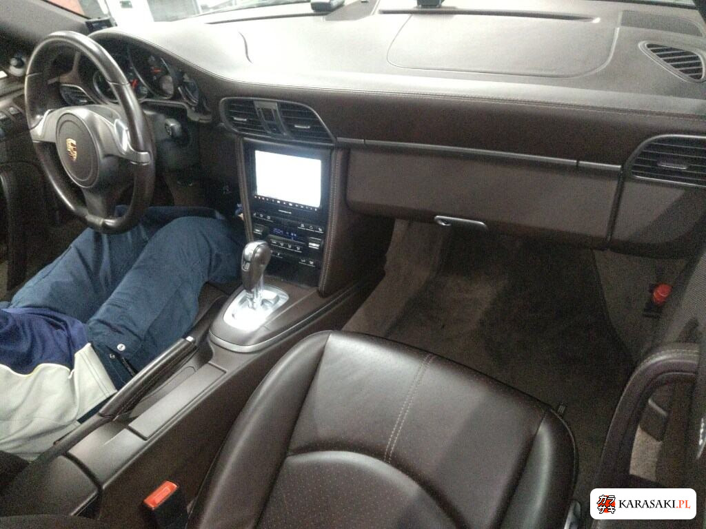 Porsche 911 2008 z aukcji japońskiej