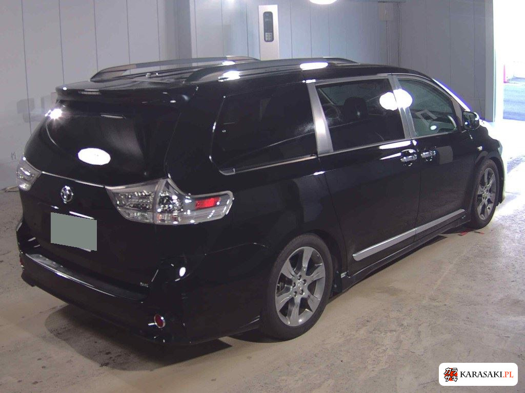 America Toyota Sienna 2012 z aukcji japońskiej