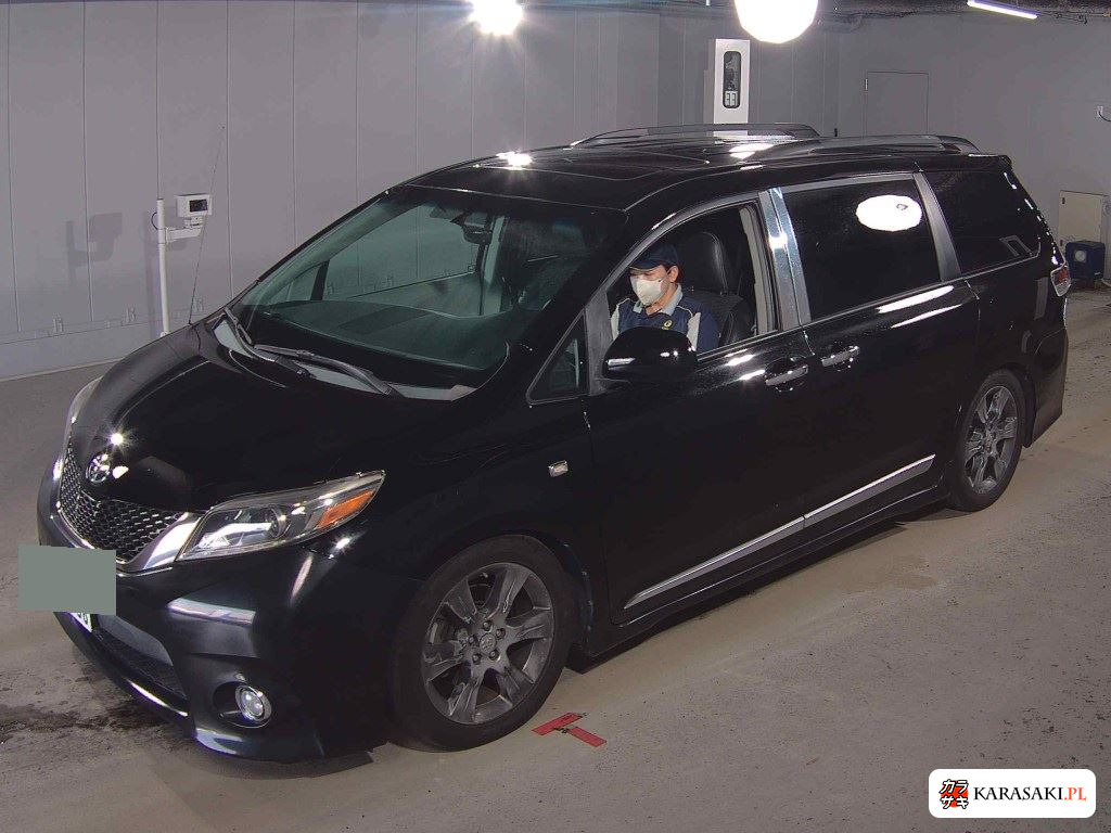 America Toyota Sienna 2012 z aukcji japońskiej