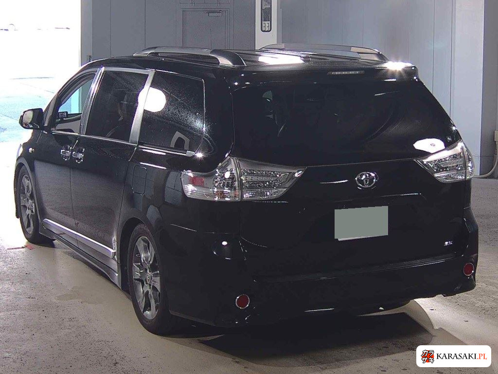 America Toyota Sienna 2012 z aukcji japońskiej