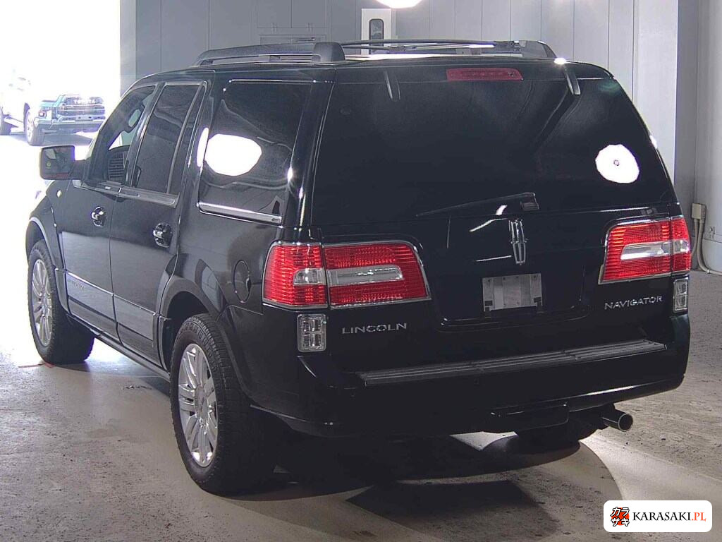2013 Lincoln Navigator 4WD Base Grade 2