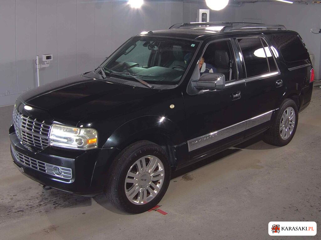2013 Lincoln Navigator 4WD Base Grade 3