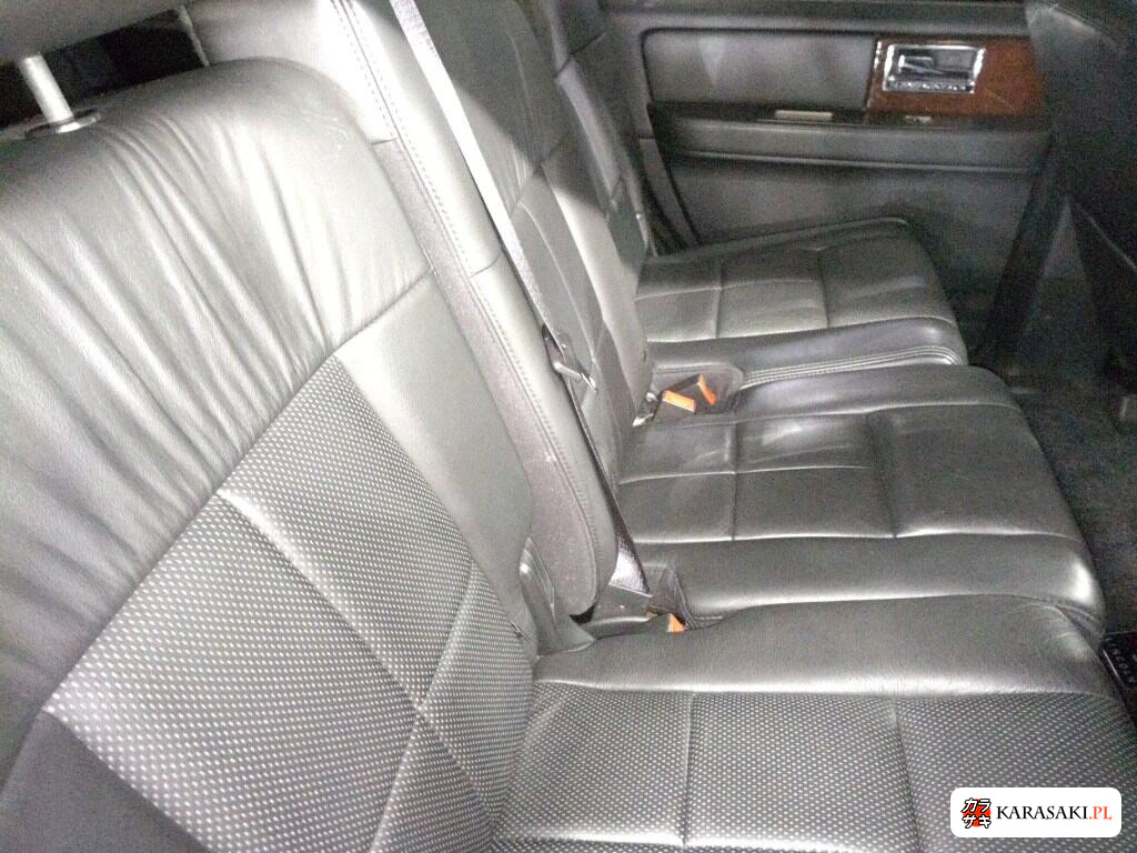 2013 Lincoln Navigator 4WD Base Grade 6