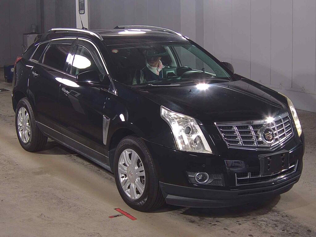 Cadillac SRX Crossover 2014 z aukcji japońskiej