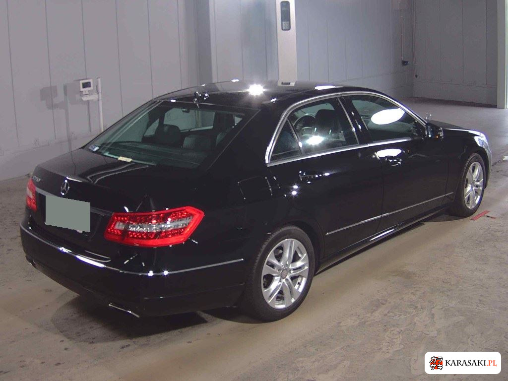 Mercedes Benz E-Class 2013 z aukcji japońskiej