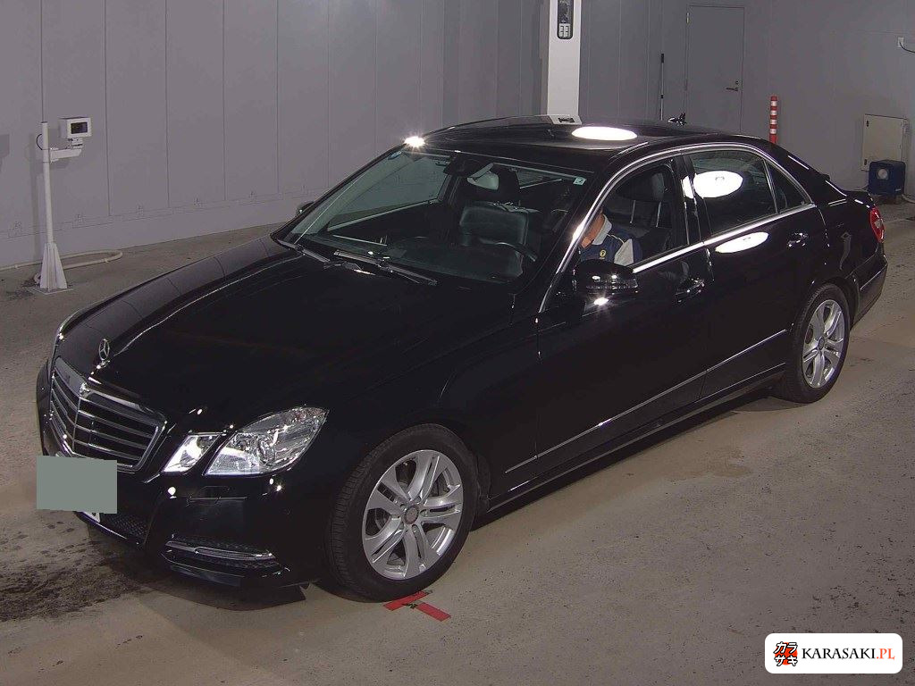 Mercedes Benz E-Class 2013 z aukcji japońskiej