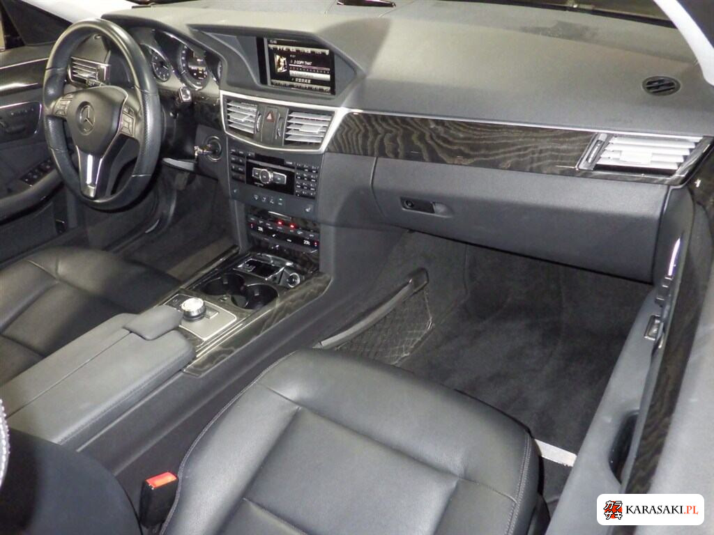 Mercedes Benz E-Class 2013 z aukcji japońskiej