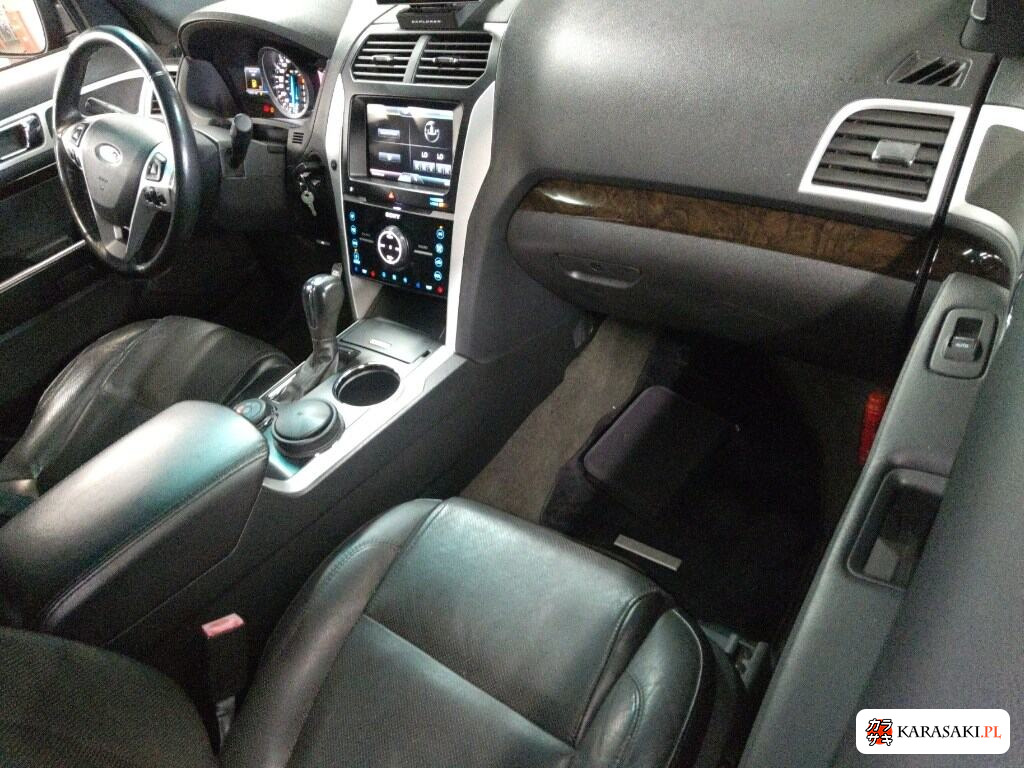 Ford Explorer 2013 z aukcji japońskiej