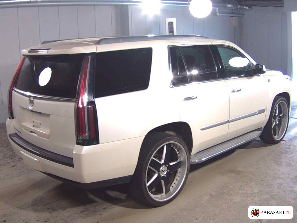 Cadillac Escalade 2014 z aukcji japońskiej
