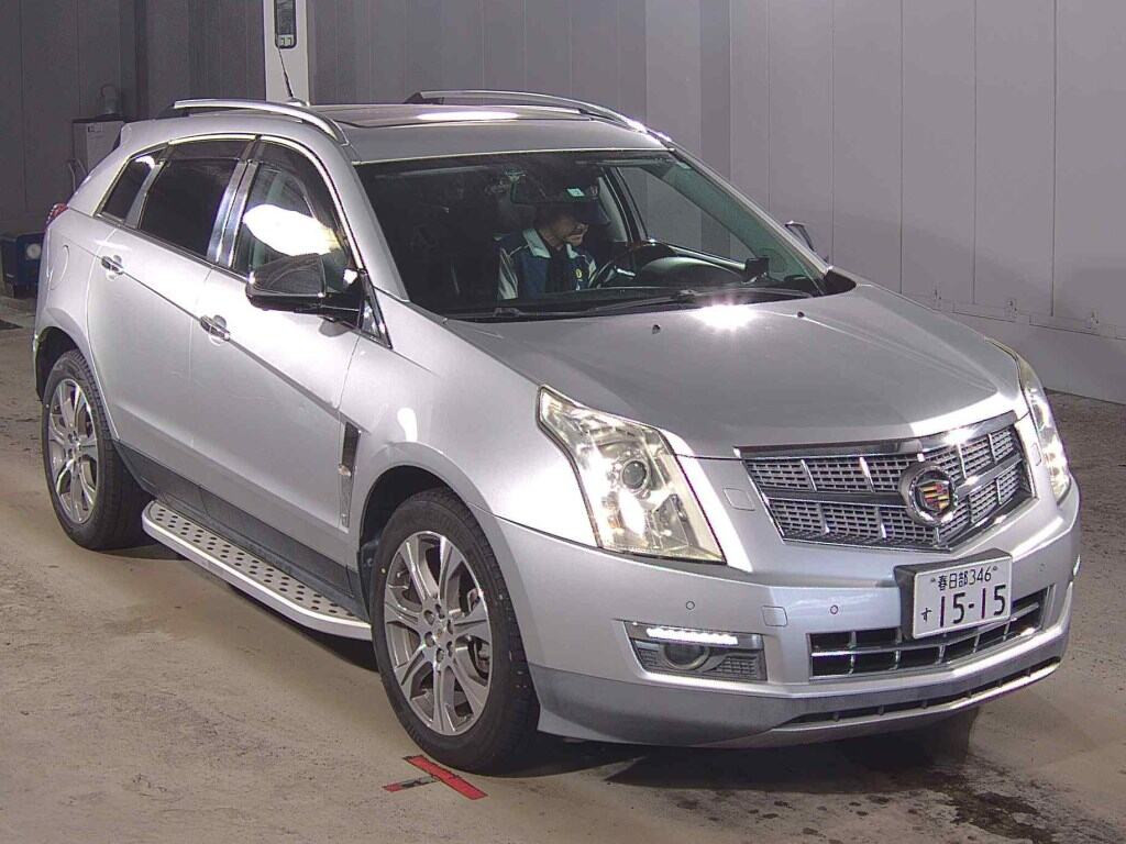 Cadillac SRX Crossover 2011 z aukcji japońskiej