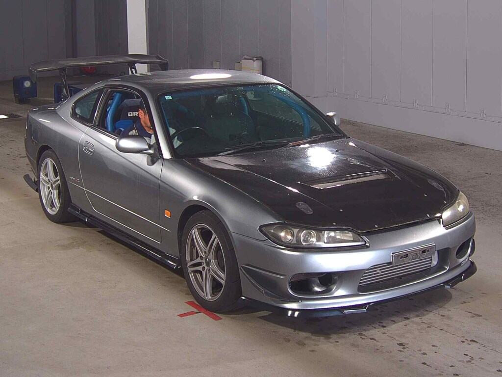Nissan Silvia 1999 z aukcji japońskiej