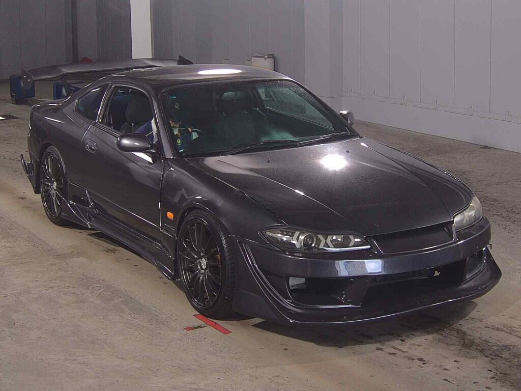 Nissan Silvia 1999 z aukcji japońskiej