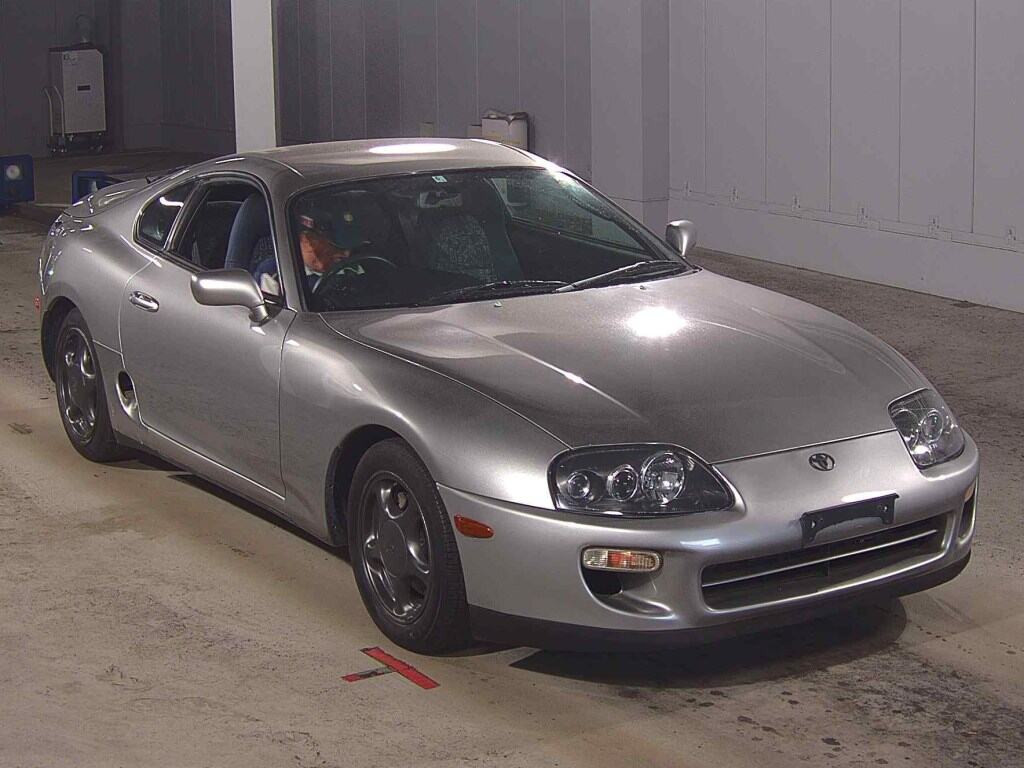 Toyota Supra 2002 z aukcji japońskiej