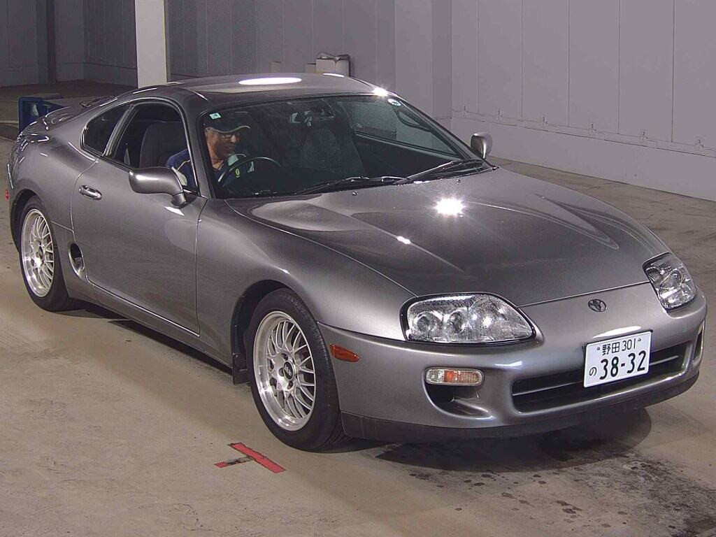 Toyota Supra 1996 z aukcji japońskiej
