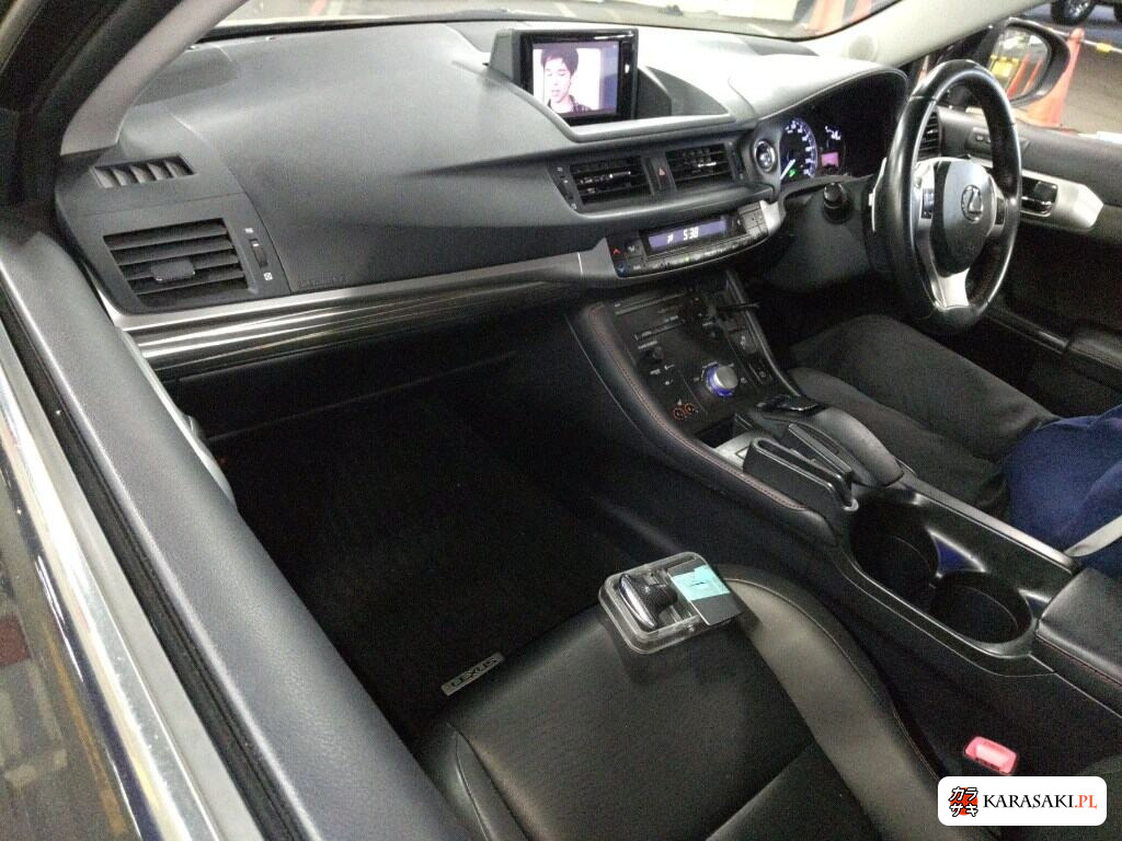 2013 Lexus CT CT200H Version C 5
