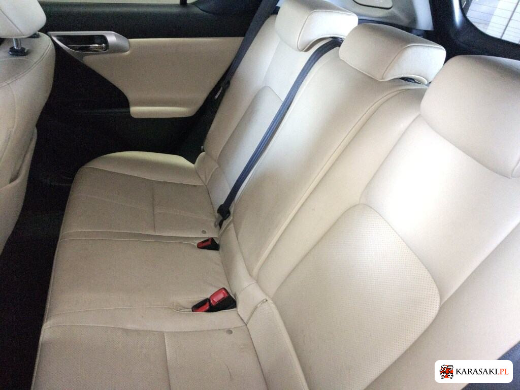 2012 Lexus CT CT200H Version L 6