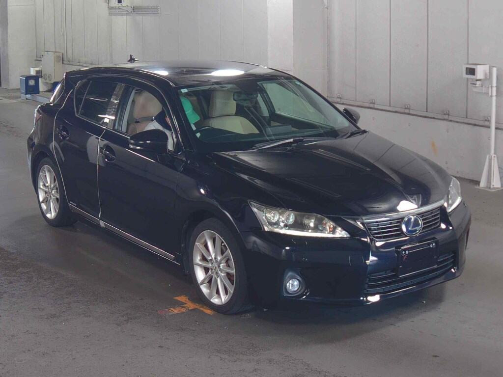 Lexus CT 2012 z aukcji japońskiej