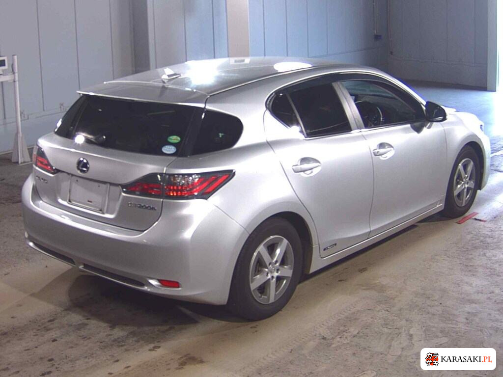 2013 Lexus CT CT200H 4