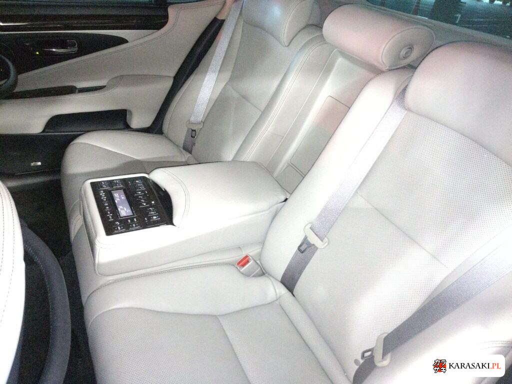 2012 Lexus LS 4WD LS600H Version L 6