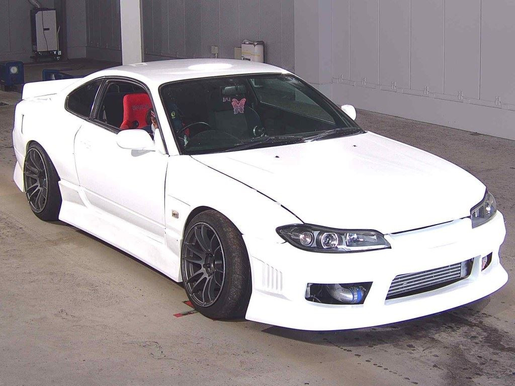 Nissan Silvia 2002 z aukcji japońskiej