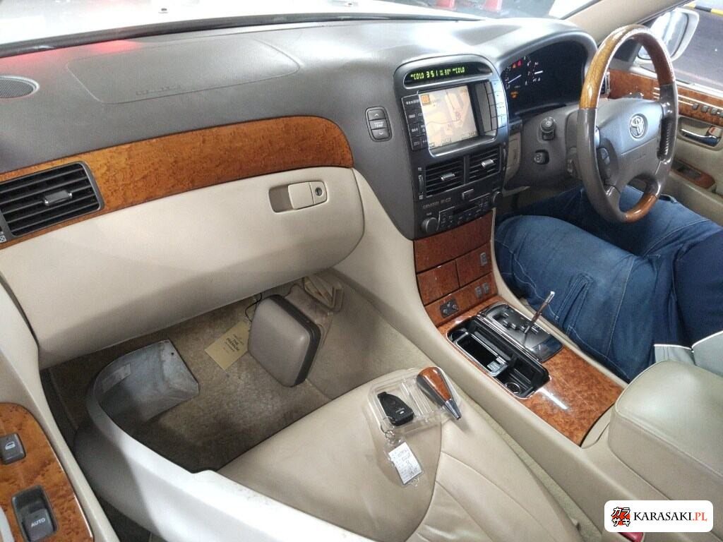 2004 Toyota Celsior Er Version 5