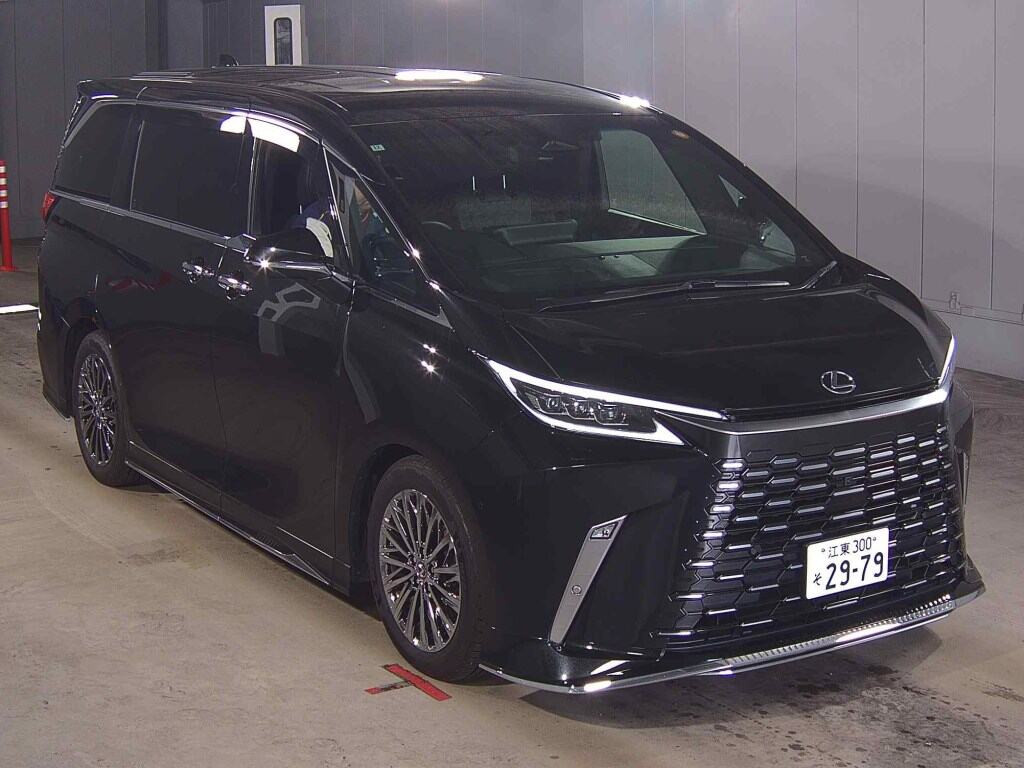 Lexus LM 2024 z aukcji japońskiej