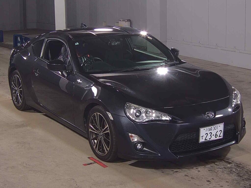 Toyota 86 2014 z aukcji japońskiej
