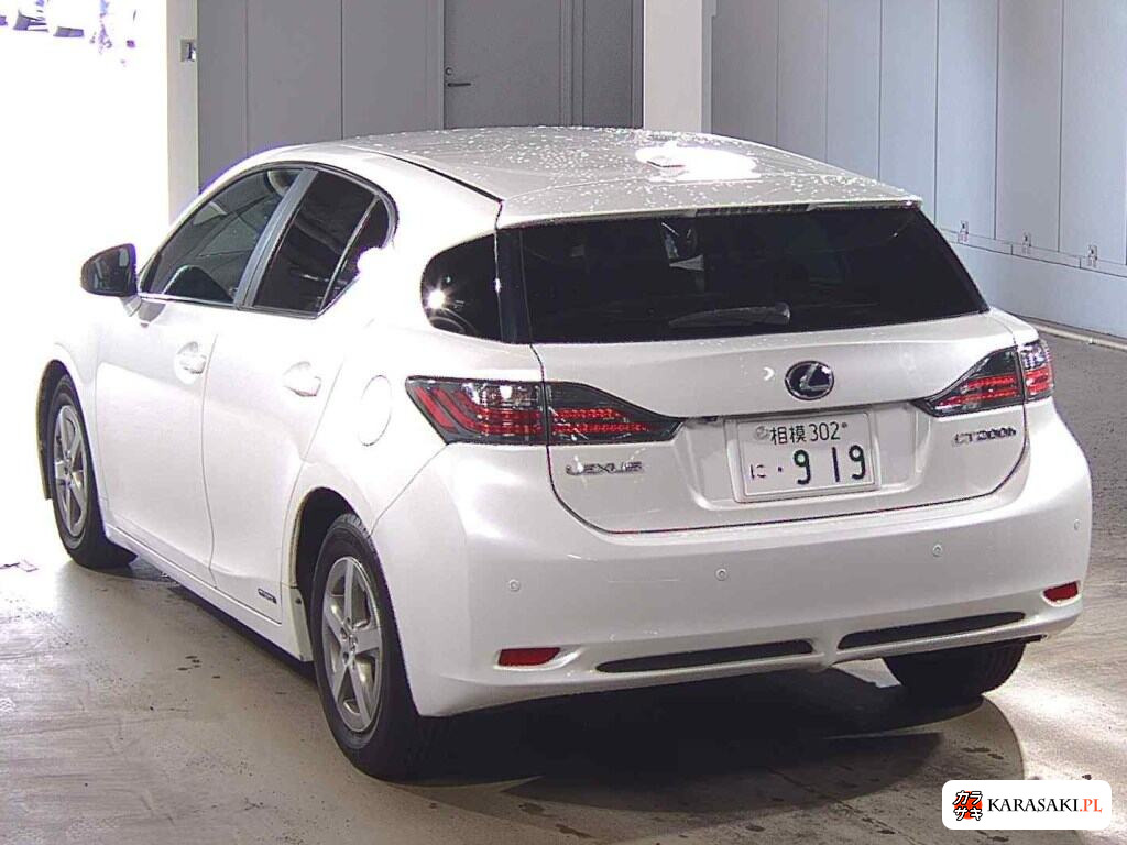 2011 Lexus CT CT200H 2