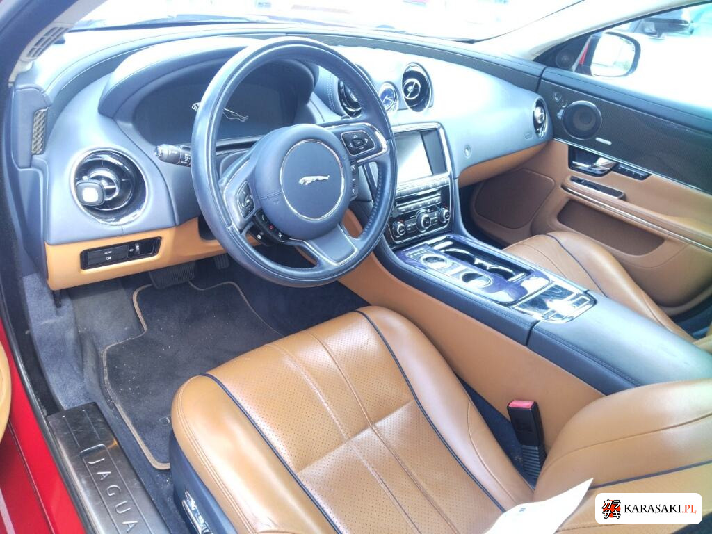 2012 Jaguar XJ 4D Portfolio 5