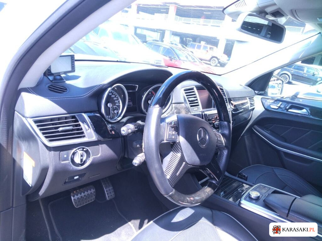 2013 Mercedes-Benz GL-Class 4WD GL550 4MATIC AMG Exclusive Pack 5