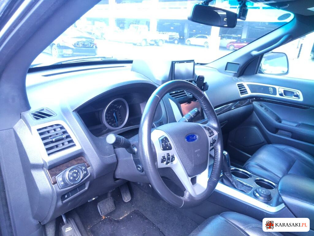 2011 Ford Explorer 5D 4WD Limited 5