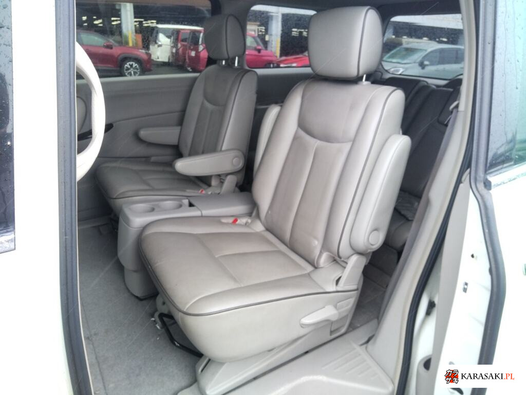 2013 America Nissan Quest 6