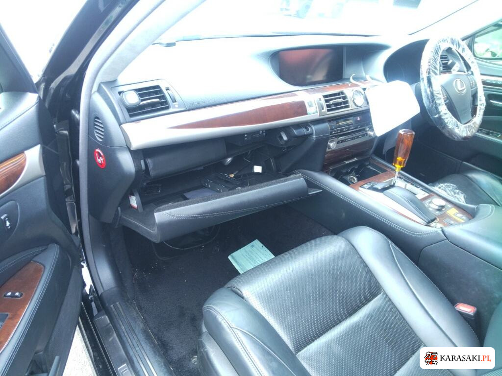 2013 Lexus LS 4WD LS600H Version C I Package 5