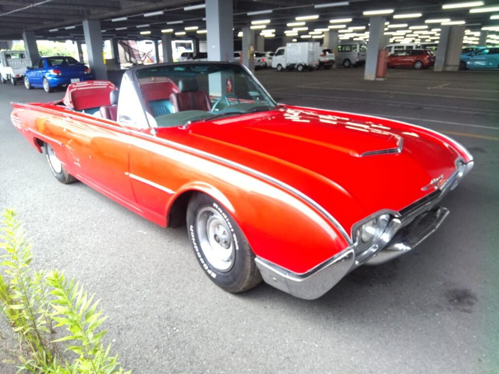 Ford Thunderbird 1969 z aukcji japońskiej