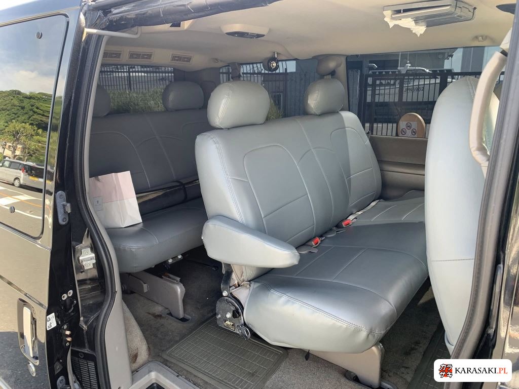 2005 Chevrolet Astro LS 12