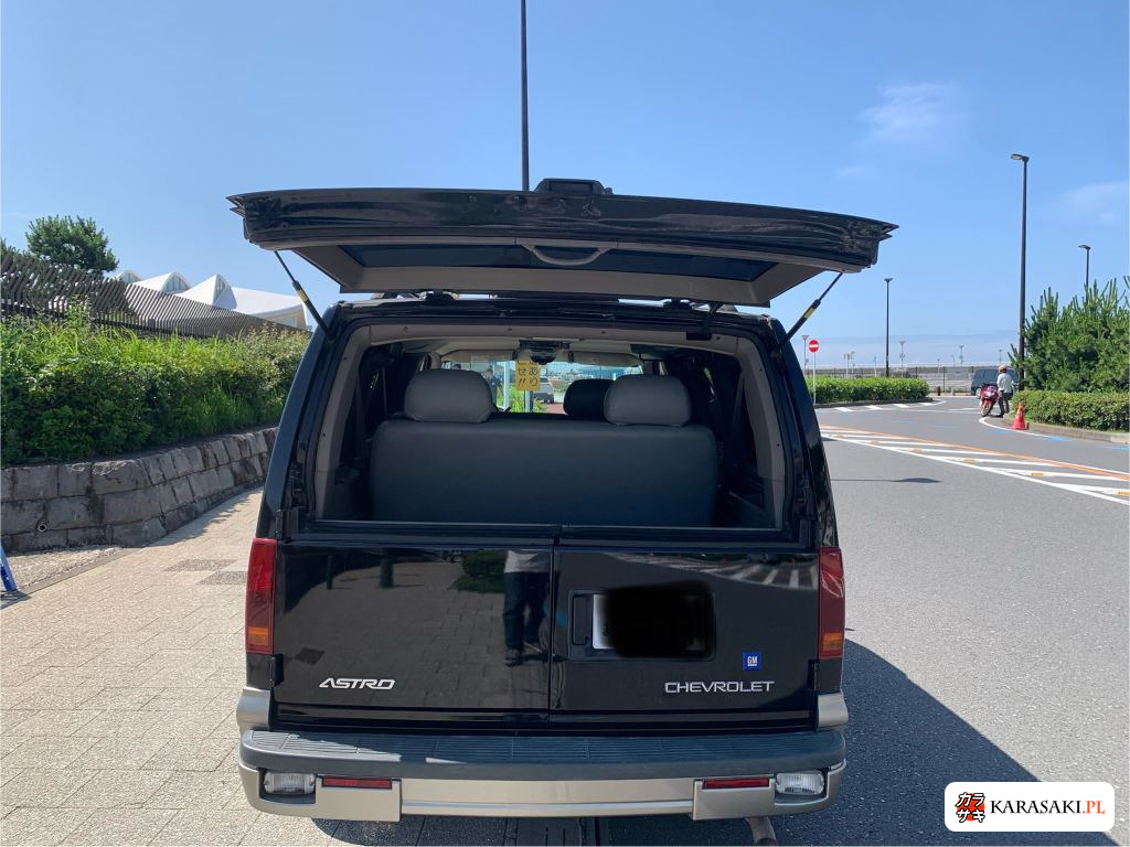 2005 Chevrolet Astro LS 14