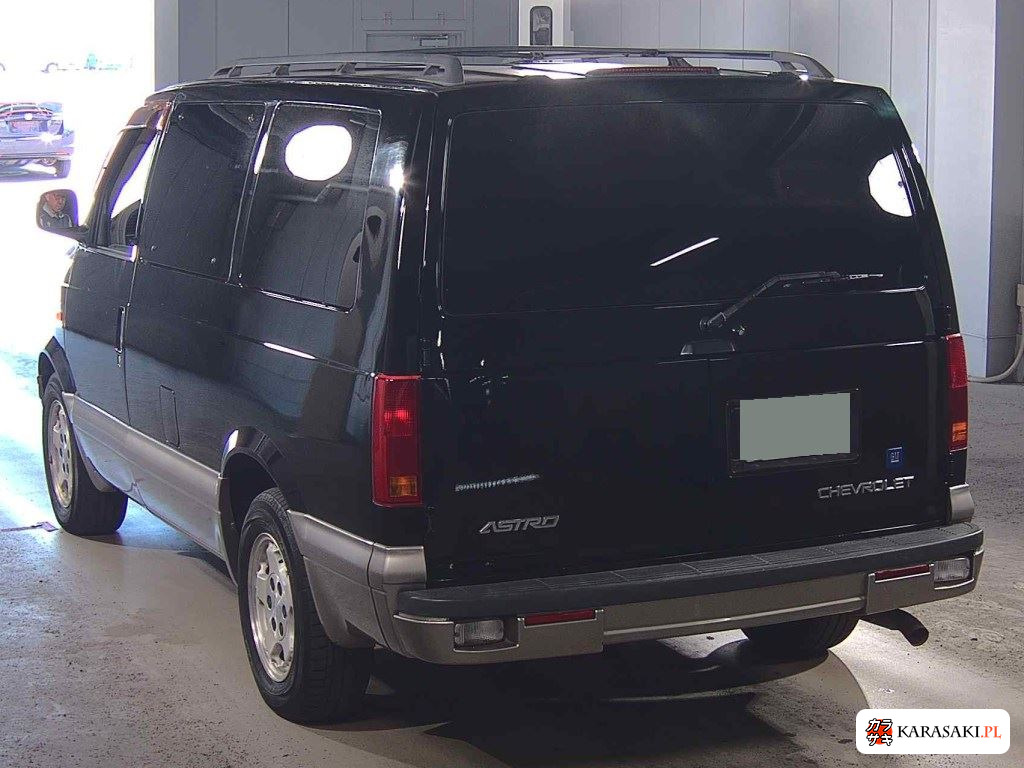 2005 Chevrolet Astro LS 2