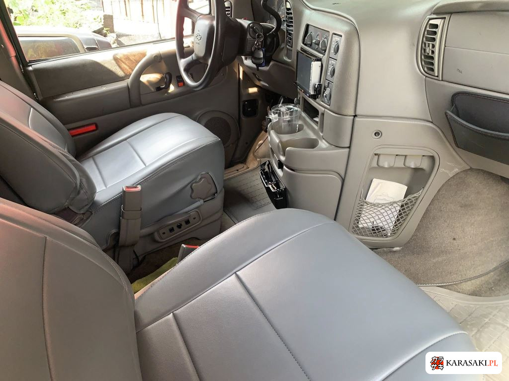 2005 Chevrolet Astro LS 11