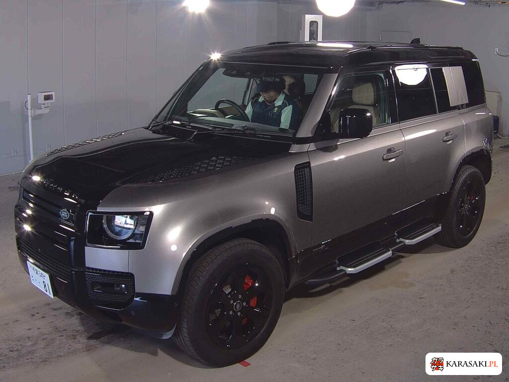 2025 Land Rover Defender 5D 4WD 110 X 3