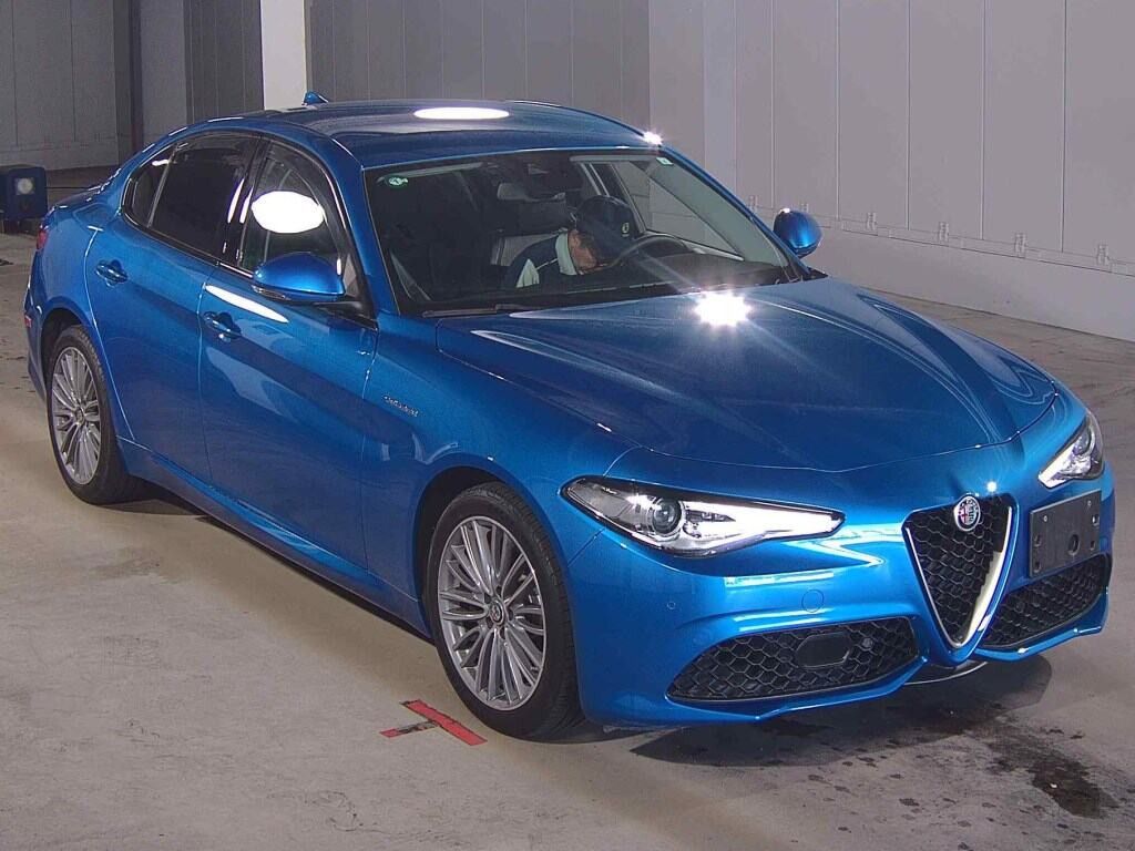 Alfa Romeo Giulia 2018 z aukcji japońskiej