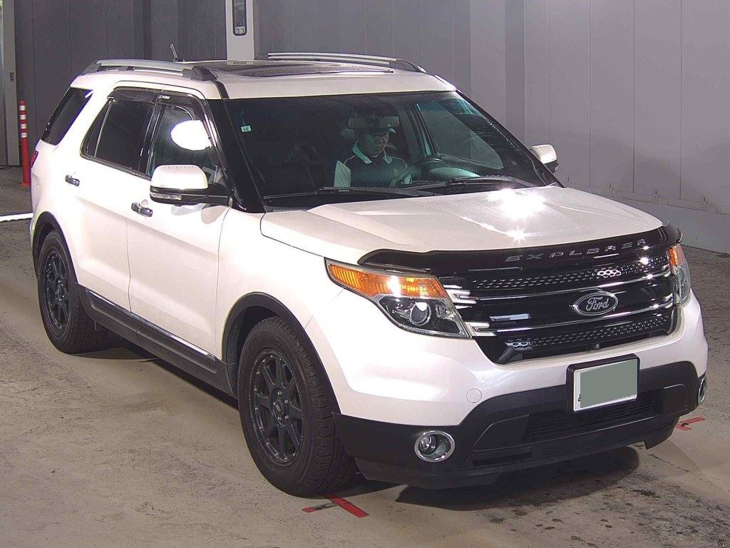Ford Explorer 2015 z aukcji japońskiej