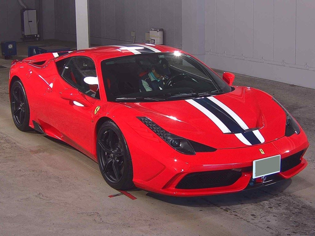 Ferrari 458 Speciale 2015 z aukcji japońskiej