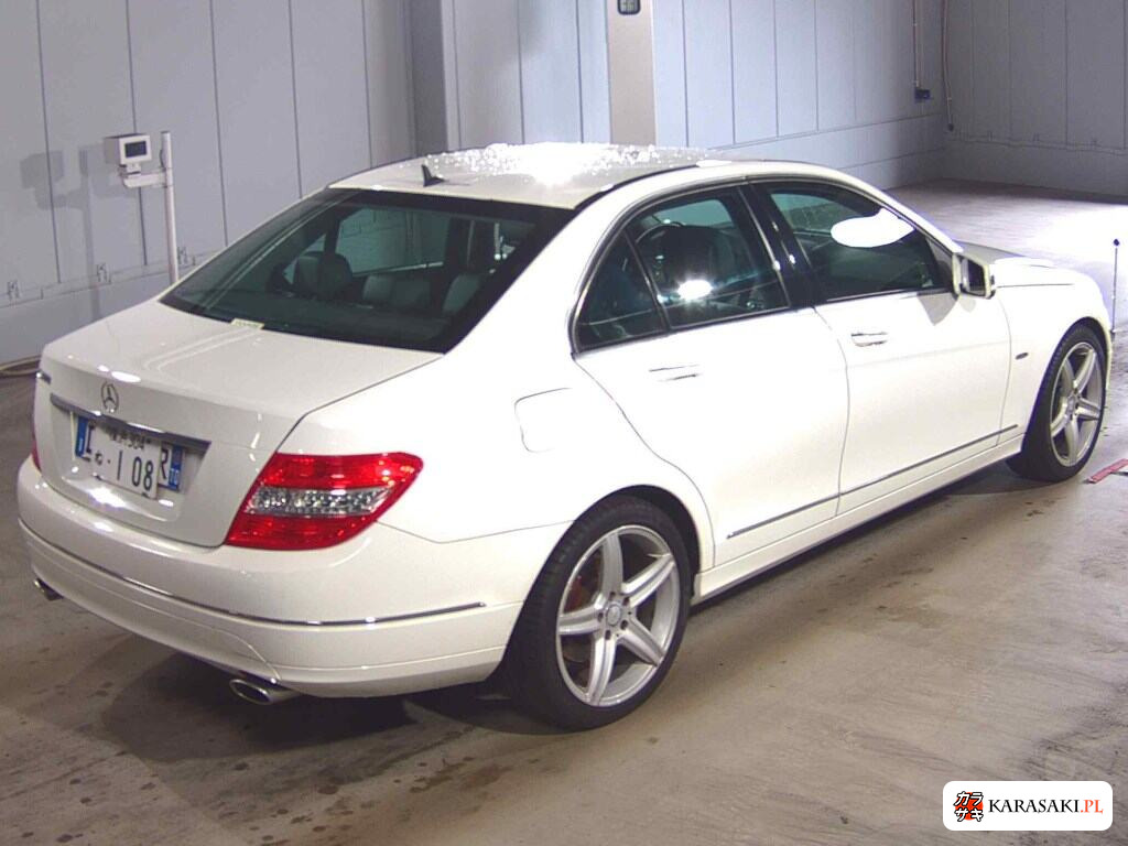 2010 Mercedes-Benz C-Class 4D C300 Avantgarde 4