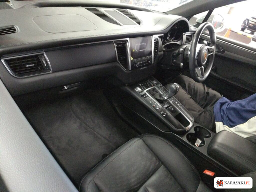 2016 Porsche Macan 4WD 5