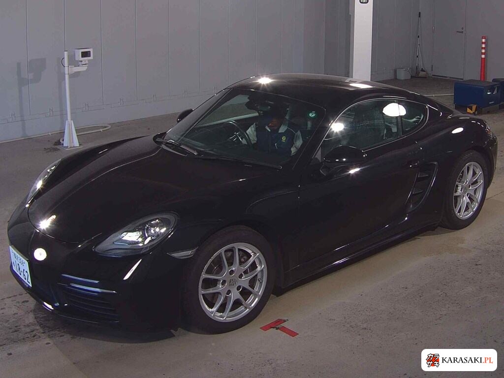 2017 Porsche 718 Cayman 3