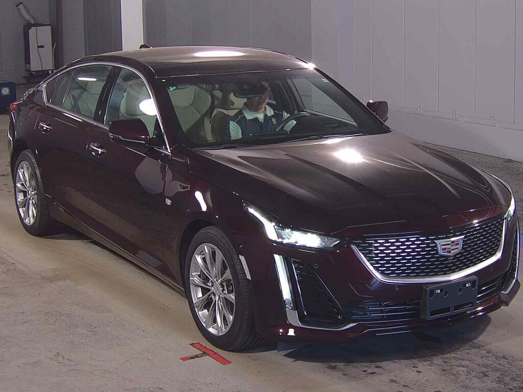 Cadillac CT5 2021 z aukcji japońskiej